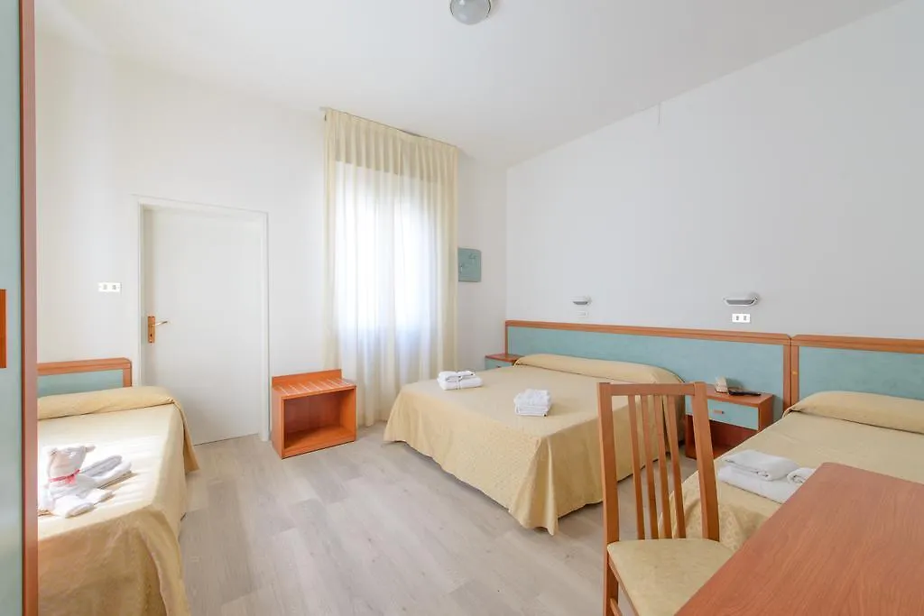 Hotel Sirena Rimini 3*,